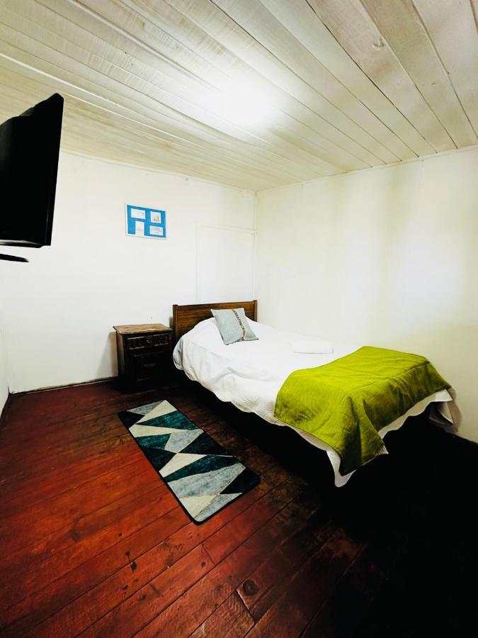 סן אנטוניו Hostal 3 Norte מראה חיצוני תמונה