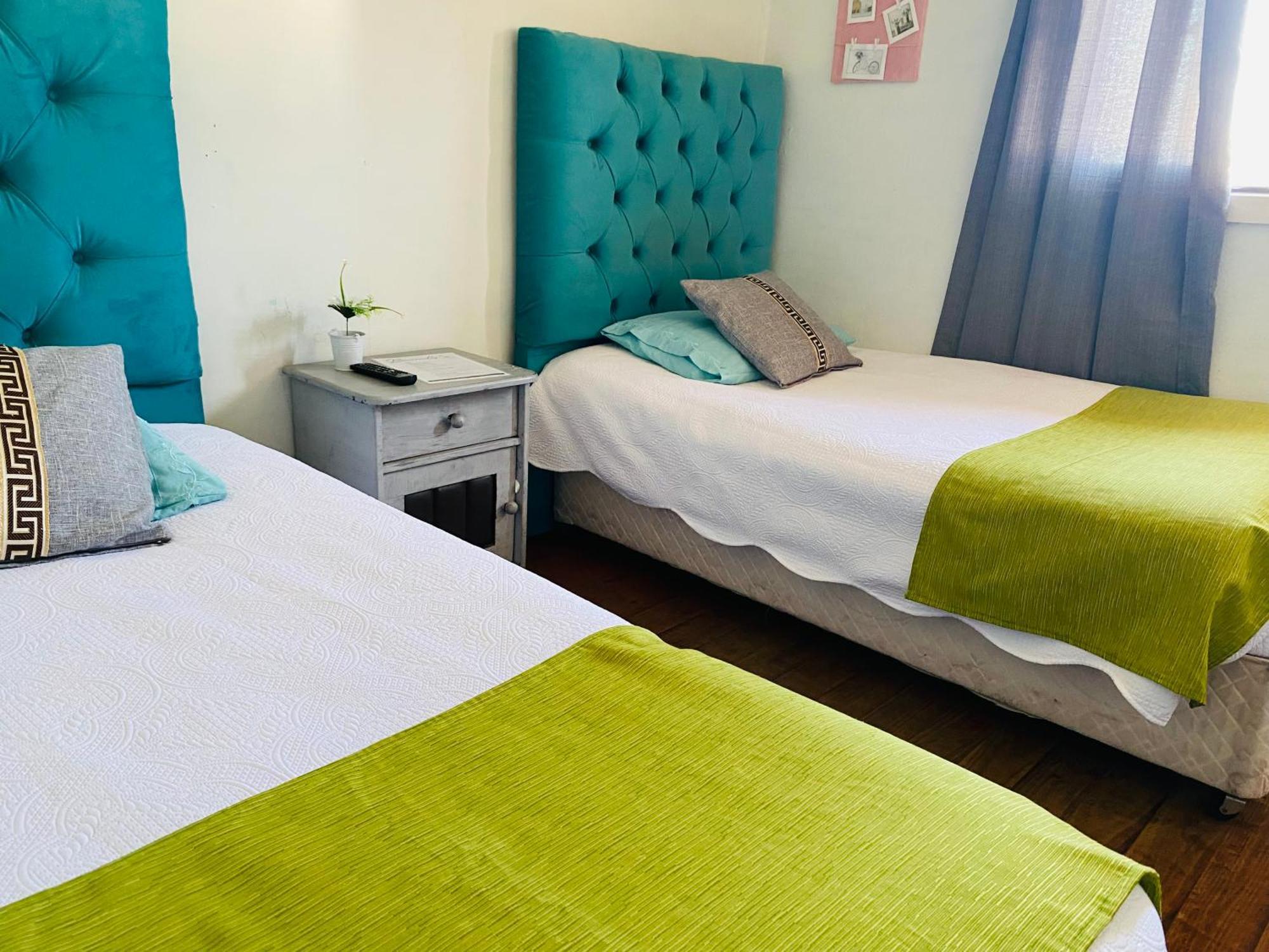 סן אנטוניו Hostal 3 Norte מראה חיצוני תמונה