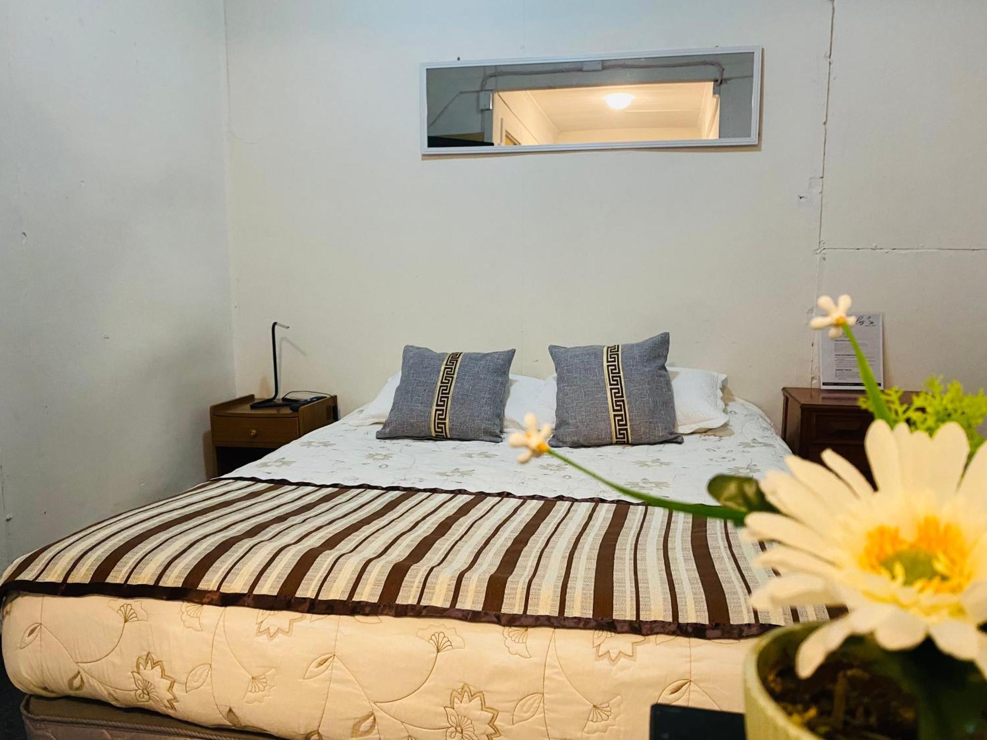סן אנטוניו Hostal 3 Norte מראה חיצוני תמונה